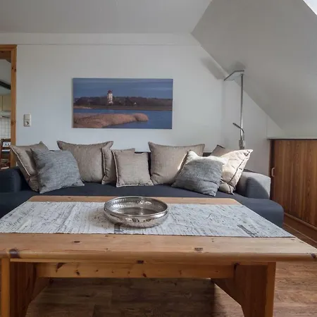 Ferienhaus-fuer-die-grossfamilie-oder-gruppenhaus-auf-dem-ferien-und-bauernhof-nielson-in-inselmitte *