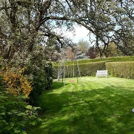 Ferienhaus-fuer-die-grossfamilie-oder-gruppenhaus-auf-dem-ferien-und-bauernhof-nielson-in-inselmitte